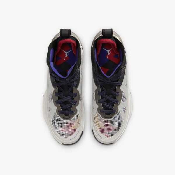 Nike Air Jordan Xxxvii Sko Barn Lyse Svarte Mørke Rød