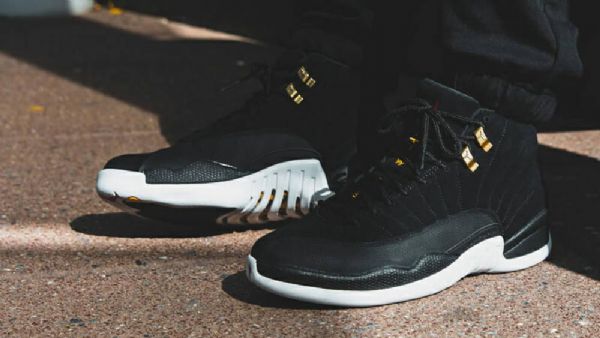 Nike Air Jordan 12 Reverse Taxi Sko Herre Svarte