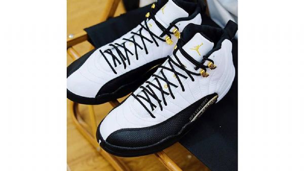 Nike Air Jordan 12 Royalty Sko Herre Hvite Svarte